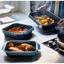 Load image into Gallery viewer, Nest Oven Tray - Medium