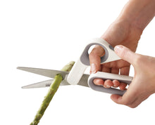 Load image into Gallery viewer, Elevate™ Fusion 5-piece Knife & Scissor Set with Beechwood Block