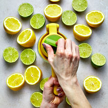 Load image into Gallery viewer, JuiceMax Citrus Press - Yellow