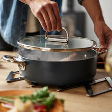 Load image into Gallery viewer, Space 28cm/4.7L Non-Stick Shallow Casserole & Lid