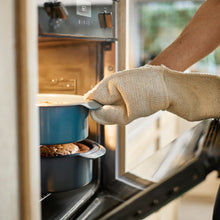 Load image into Gallery viewer, Nest Bake Round Cake Tin - 20cm