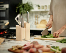Load image into Gallery viewer, Elevate™ Fusion 5-piece Knife & Scissor Set with Beechwood Block