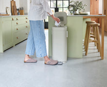 Load image into Gallery viewer, Porta™ 40L Pedal Bin - Concrete Grey