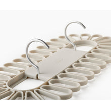 Load image into Gallery viewer, Petal™ 32Pc QuickGrip Drying Hanger Ecru