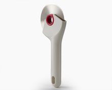 Load image into Gallery viewer, Ringo™ Easy-Clean Pizza Cutter Red