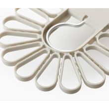 Load image into Gallery viewer, Petal™ 32Pc QuickGrip Drying Hanger Ecru