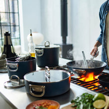 Load image into Gallery viewer, Space 25cm/8L Non-Stick Stock pot & Lid