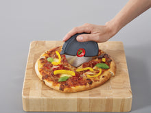 Load image into Gallery viewer, Disc Easy-clean Pizza Wheel