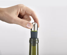 Load image into Gallery viewer, BarWise™ Twist-Lock Wine Stoppers