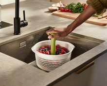 Load image into Gallery viewer, Spindola™ In-Sink Salad-Spinning Colander