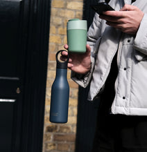 Load image into Gallery viewer, Loop™ Vacuum Insulated Water Bottle 500ml - Blue