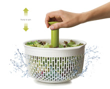Load image into Gallery viewer, Spindola™ In-Sink Salad-Spinning Colander