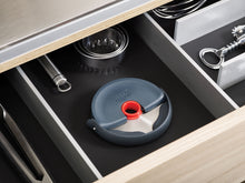 Load image into Gallery viewer, Disc Easy-clean Pizza Wheel