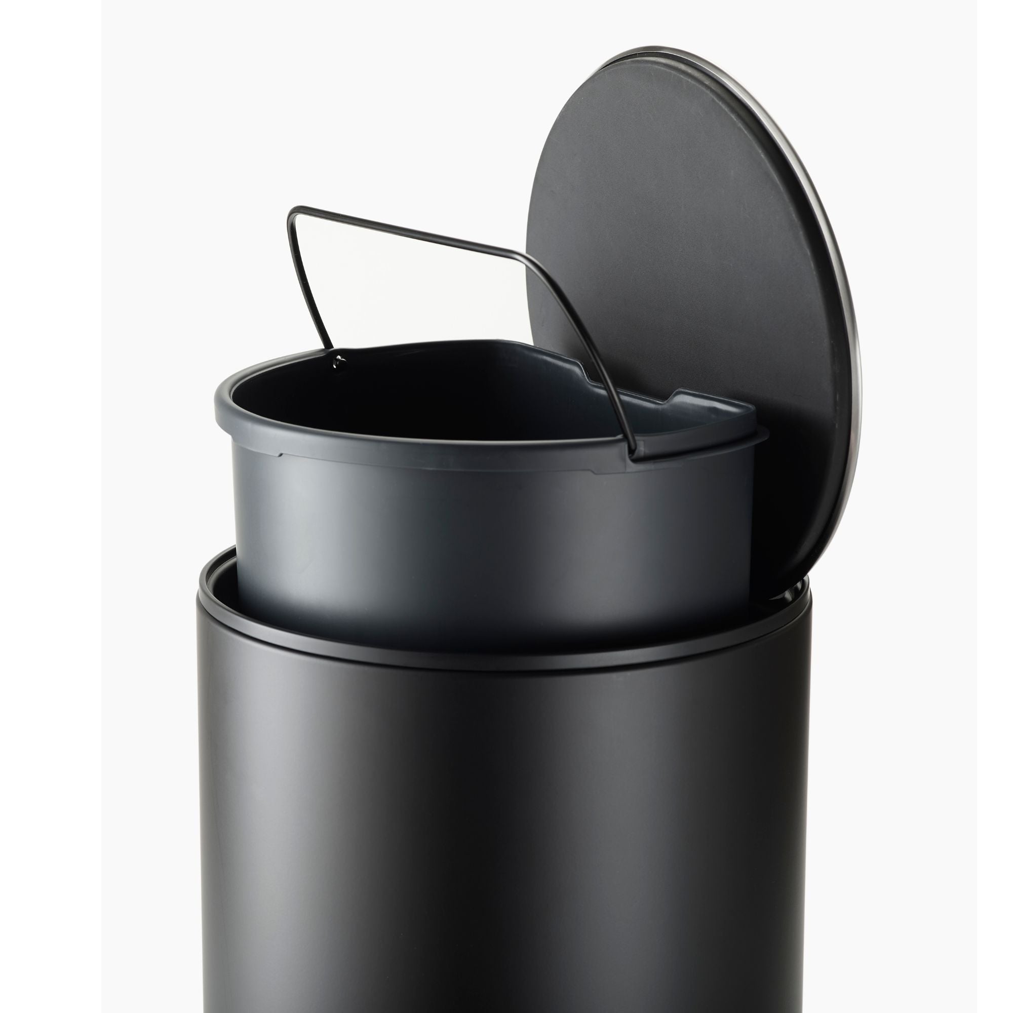 Arc™ 10L Easy-Push Pedal Bin Matt Black – Joseph Joseph South Africa