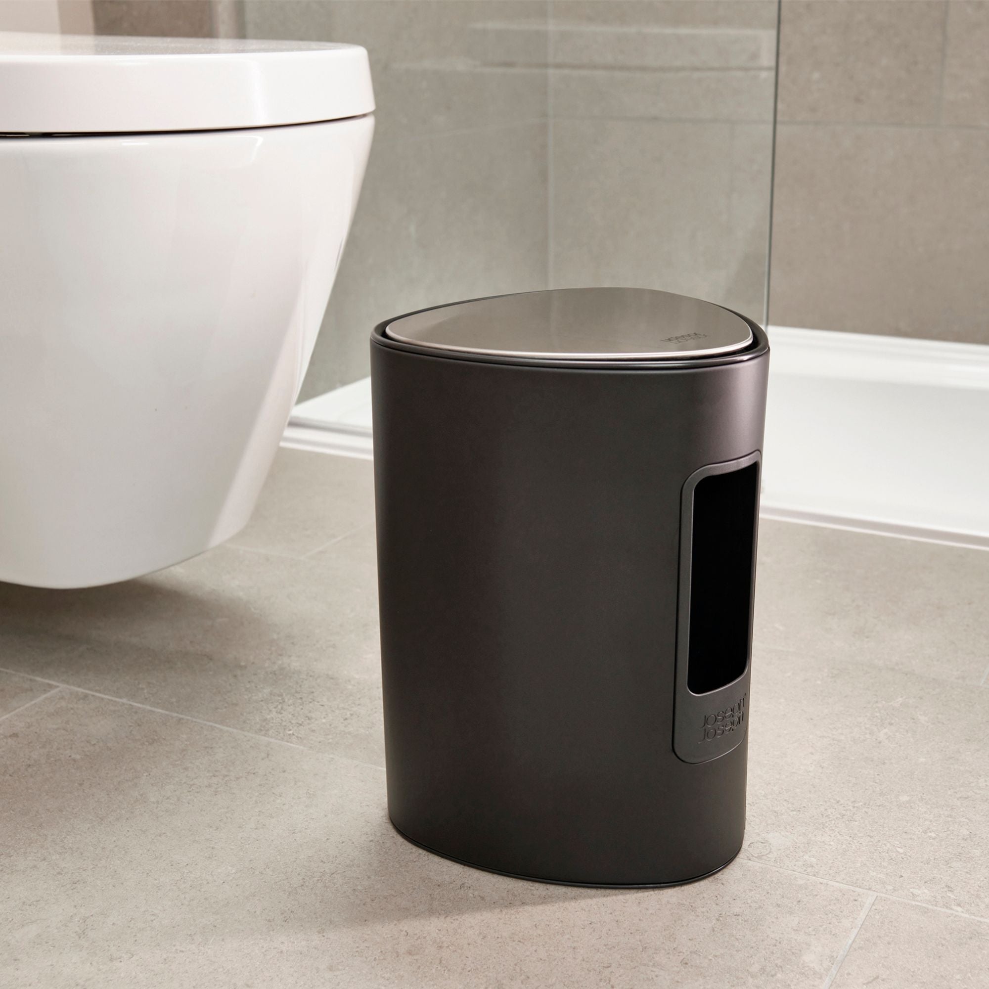 EasyStore™ Matt Black Pedal Bin 5L – Joseph Joseph South Africa