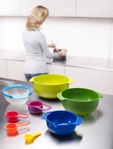 Baking Bundle (Nest™ 9 Plus Bowl Set- Multicoloured + Grip-Pin™ Ergonomic Rolling Pin - Grey)