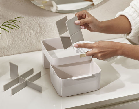 Make Me Up Compact Mirror & Makeup Organiser Set